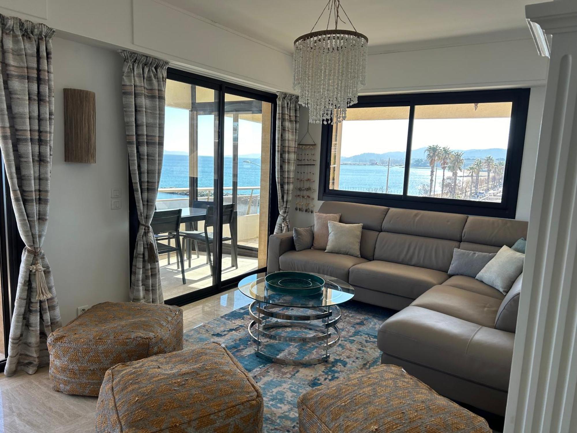Premium Sea Front Apartment Le Lavandou Extérieur photo